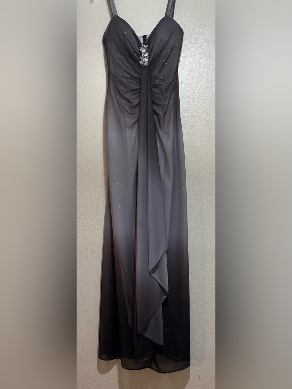 Evening star sleeveless prom dress